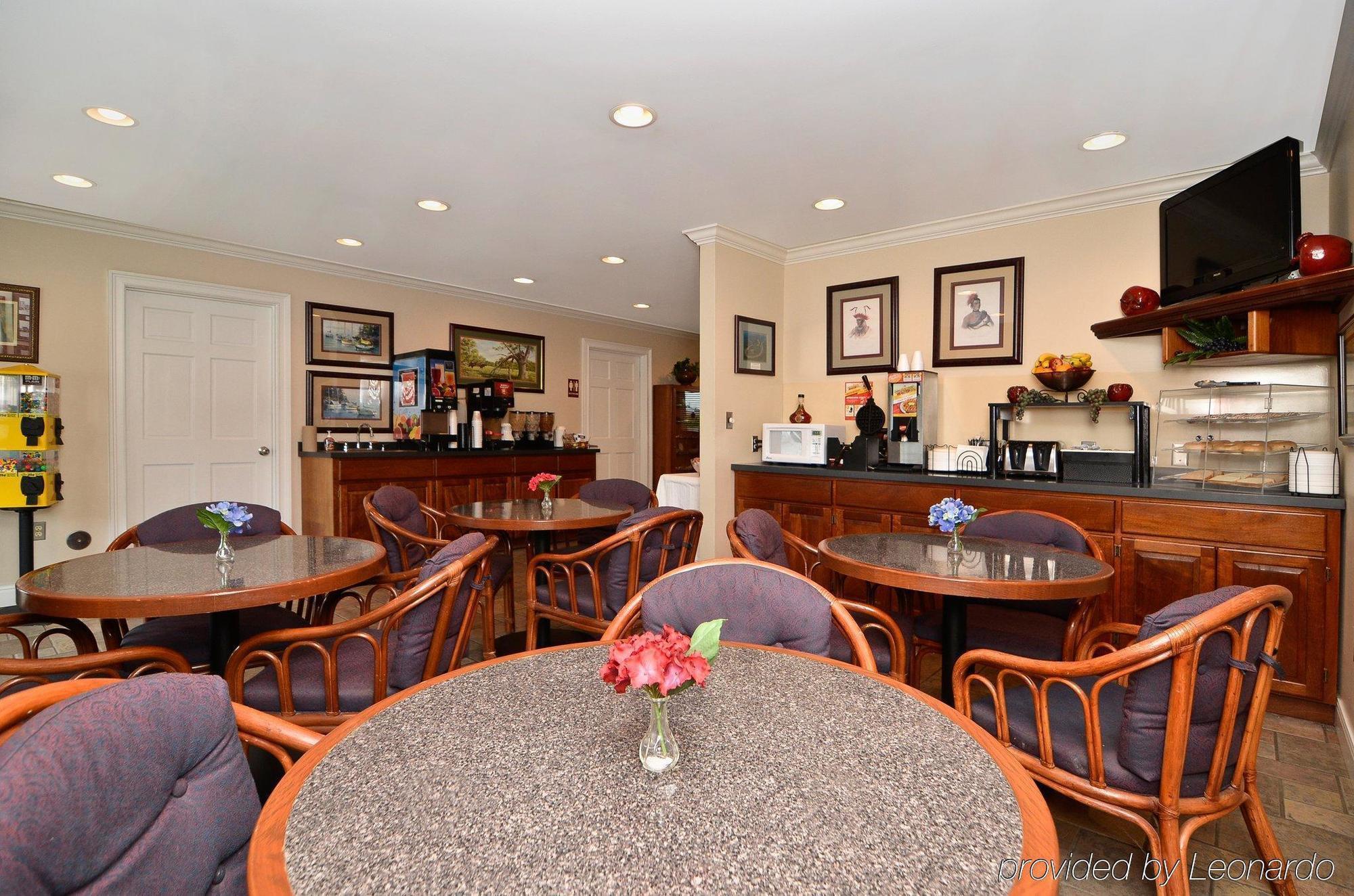Days Inn By Wyndham Alexander City Restoran gambar